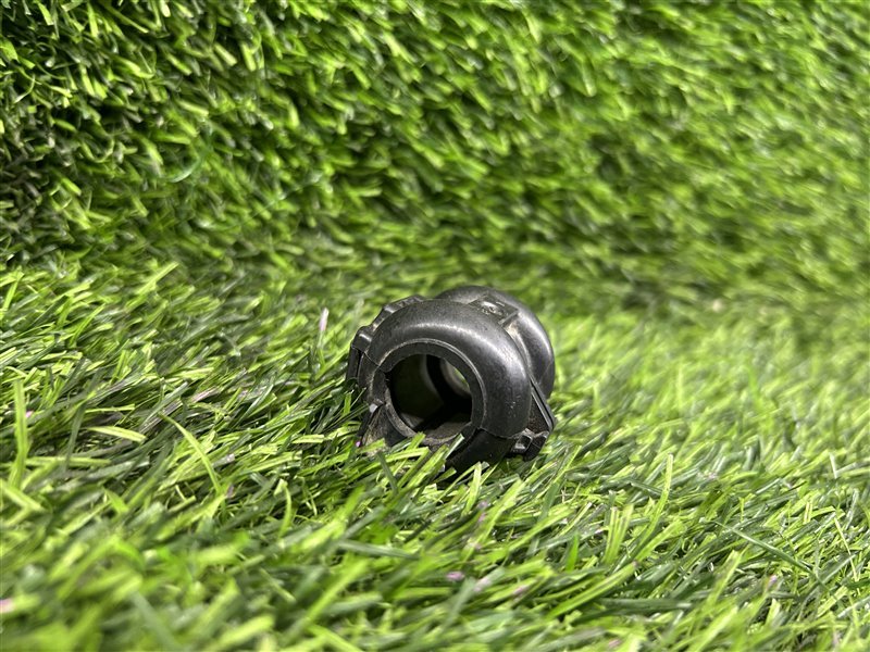 Крепление трубки кондиционера TOYOTA CARINA ST215 (б/у)