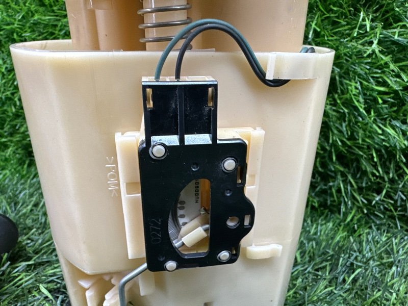 Датчик уровня топлива SUBARU IMPREZA GP6 (б/у)