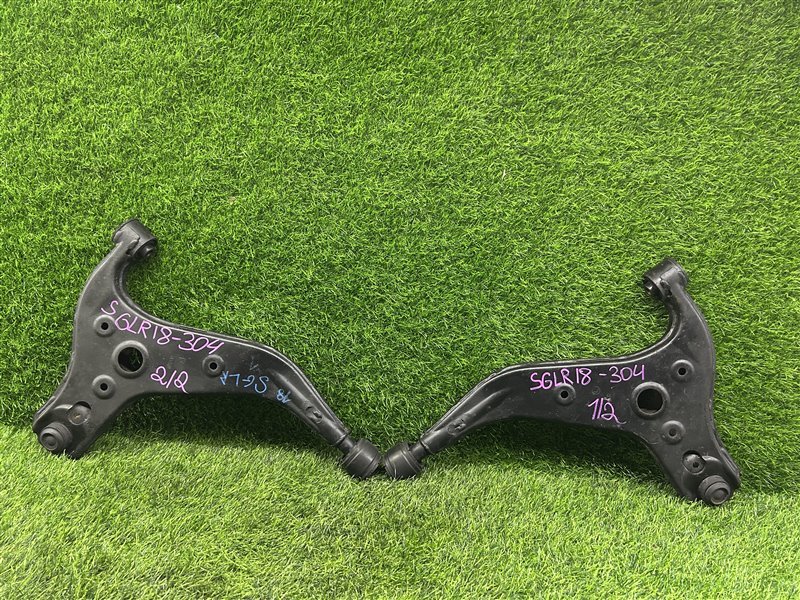 Рычаги ПАРА ЛЕВЫЙ/ПРАВЫЙ Mazda Bongo Friendee SGLR передние (б/у)