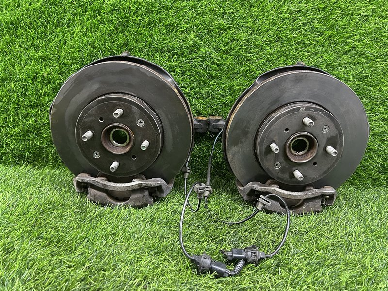 Ступицы ПАРА Лево/Право Honda Shuttle GP7 передние (б/у)