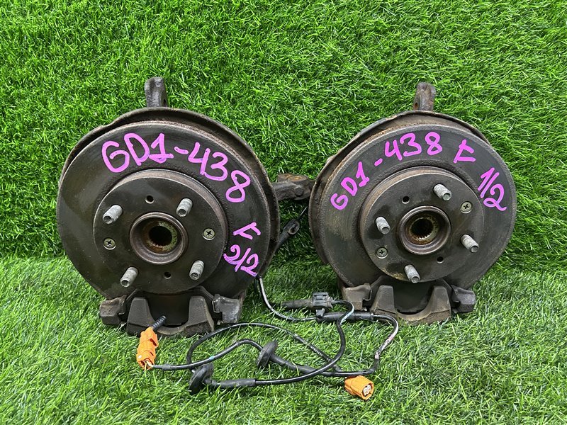 Ступицы ПАРА Лево/Право HONDA FIT GD1 передние (б/у)