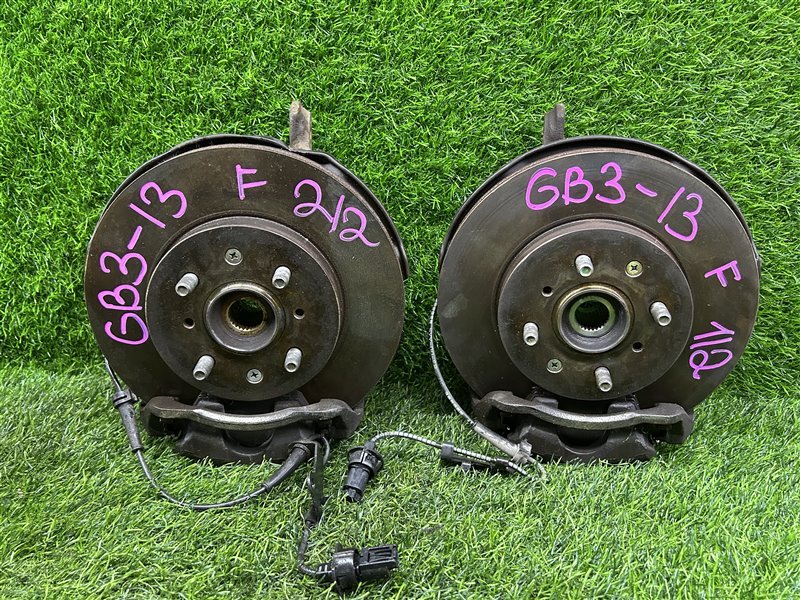 Ступицы ПАРА Лево/Право HONDA FREED GB3 передние (б/у)