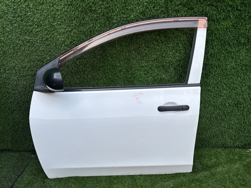 Дверь Nissan AD VAY12 передняя левая (б/у)