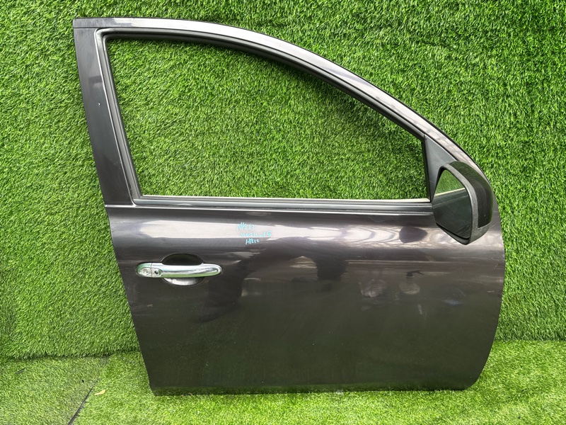 Дверь Nissan March NK13 передняя правая (б/у)