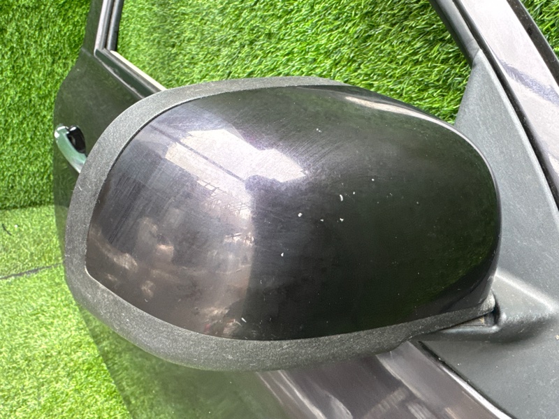 Ухо Nissan March NK13 переднее правое (б/у)