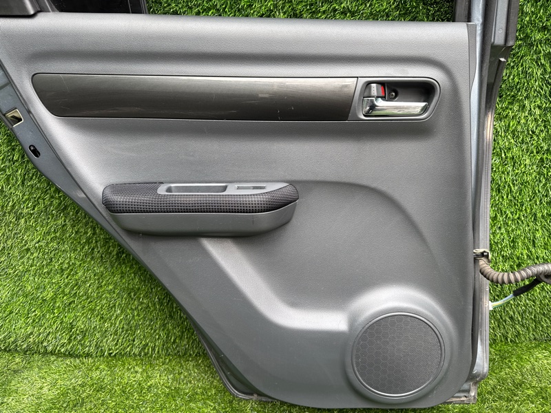 Обшивка двери Suzuki Swift ZC11S задняя левая (б/у)