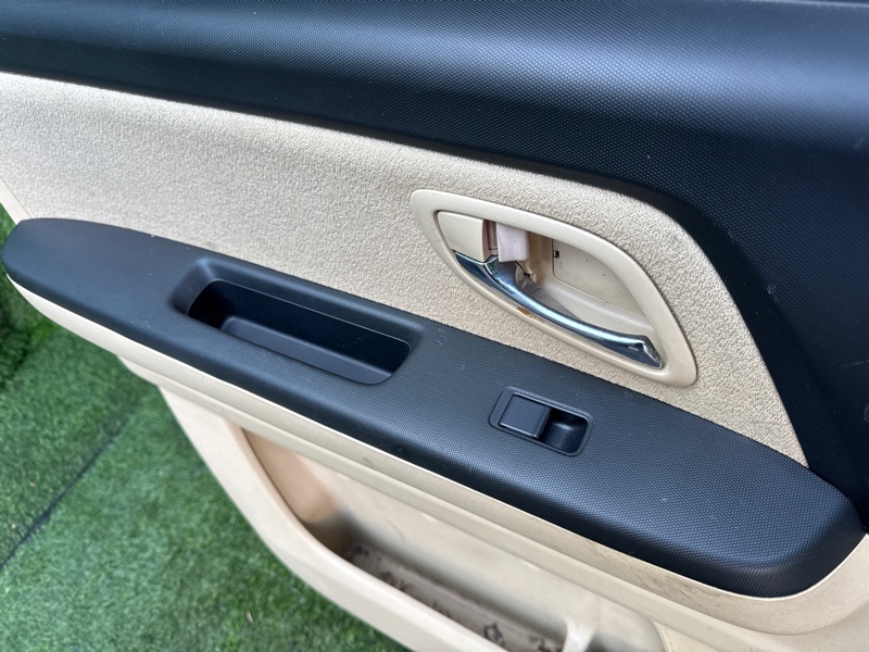 Пианино Honda Stepwgn RG1 переднее левое (б/у)