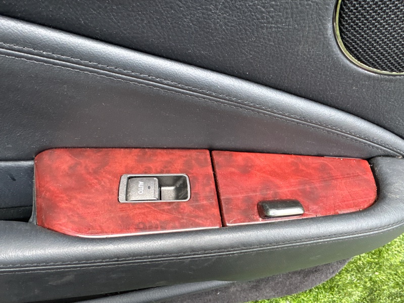 Кнопка стеклоподъемника Lexus LS460 USF40 задняя левая (б/у)