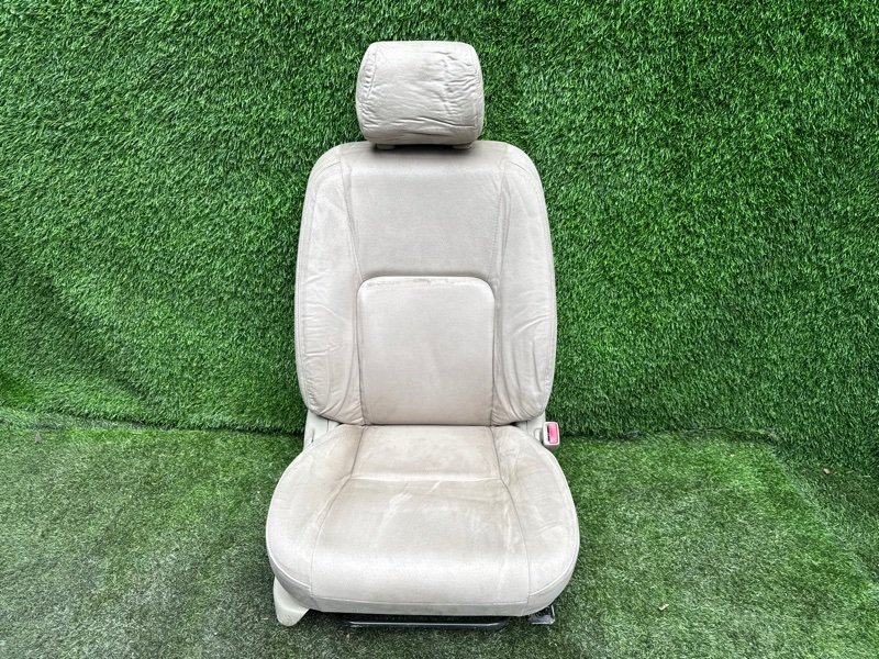Сидение TOYOTA PREMIO AZT240 переднее правое (б/у)