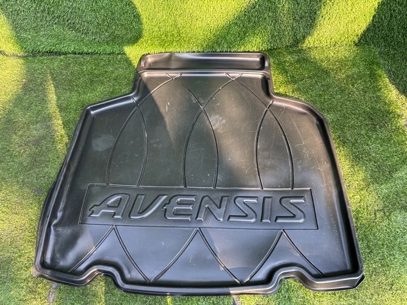 Коврик багажника TOYOTA AVENSIS AZT250 задний (б/у)