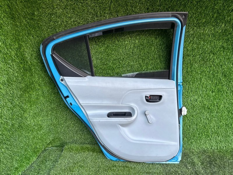 Обшивка двери TOYOTA AQUA NHP10 задняя левая (б/у)