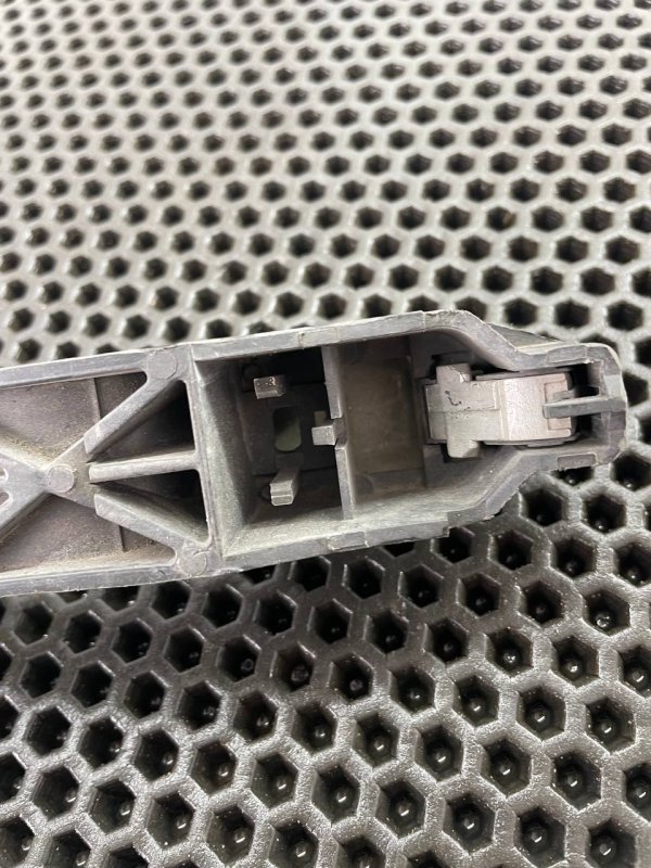 Ручка двери внешняя передняя правая Solano 2012 620 SQR482