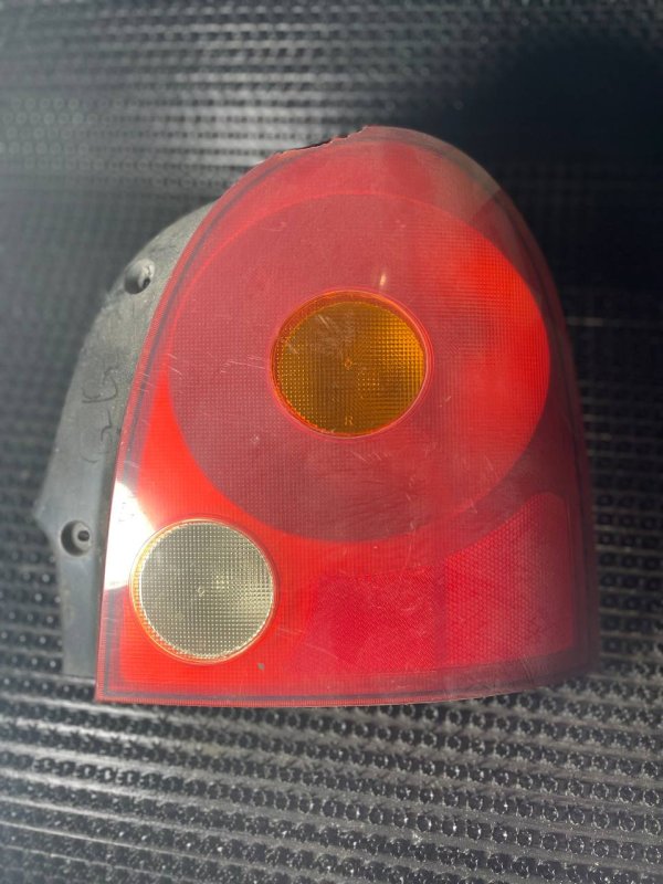 Запчасть стоп-сигнал задний правый Chery Sweet QQ 2006 S21 SQR472 S113773020 Б/У Стоп-сигнал задний правый Chery Sweet QQ 2006 S21 SQR472 S113773020 Б/У