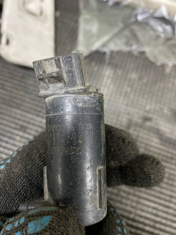 Насос омывателя передний Cresta JZX100 JZ Насос омывателя передний Cresta JZX100 JZ