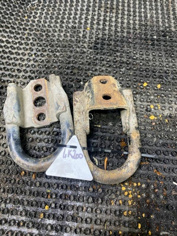 Петля буксировочная Toyota land Cruiser 2008 GRJ200 1GRFE 5196060020 Б/У