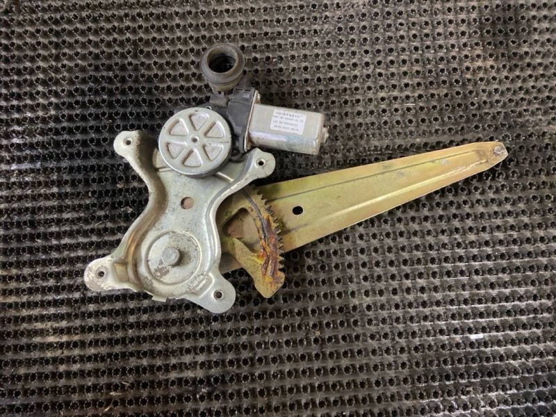 Стеклоподъемный механизм задний правый Lifan Solano 2012 620 SQR482 505040122 Б/У