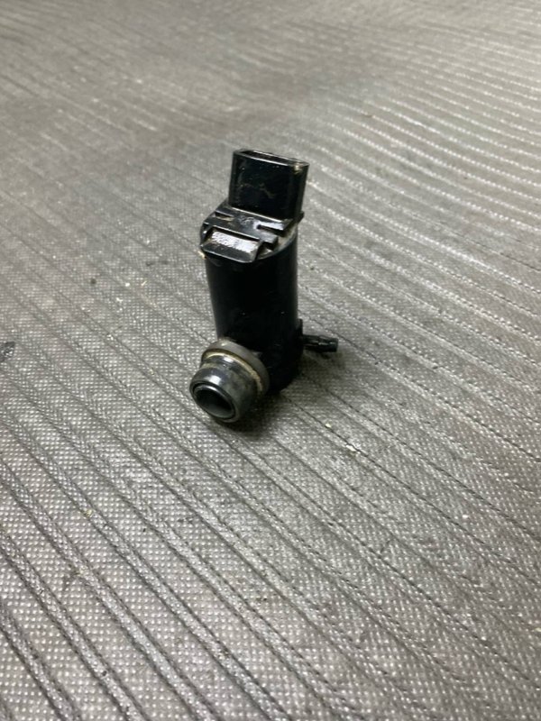 Насос омывателя Toyota Corolla EE101 4EFE