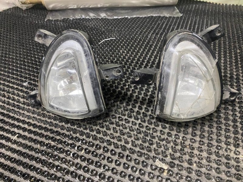 Запчасть фара противотуманная Lifan Solano 2012 620 SQR482 B4116100 Б/У Фара противотуманная Lifan Solano 2012 620 SQR482 B4116100 Б/У