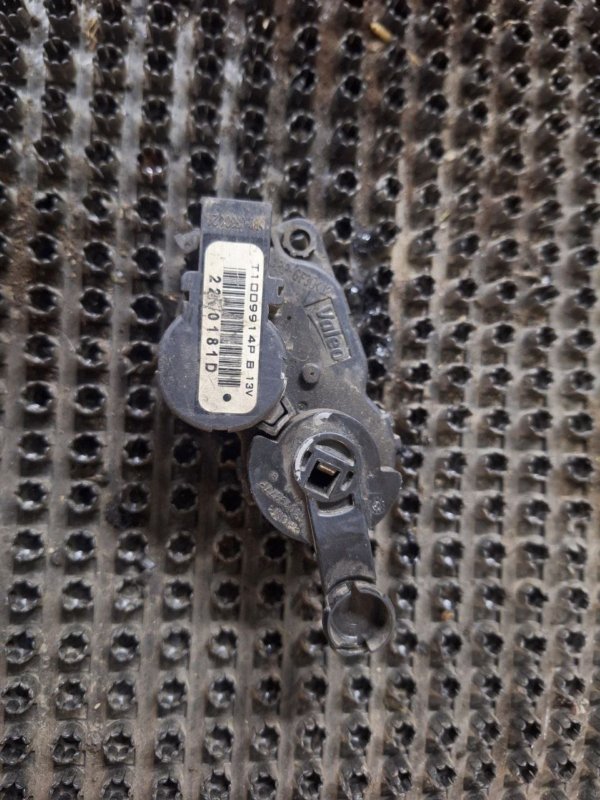 Сервопривод заслонок печки Веста 2019 2180 BAZ21129 Сервопривод заслонок печки Веста 2019 2180 BAZ21129