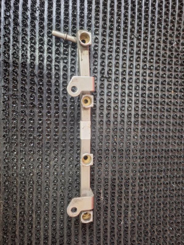 Топливная рейка Solano 2012 620 LF481Q3