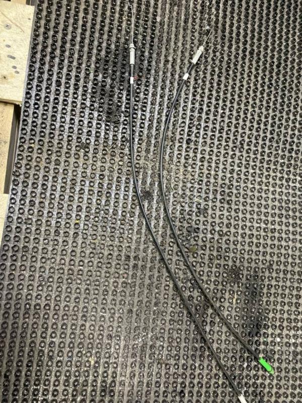 Трос замка двери Solano 2012 620 LF481Q3