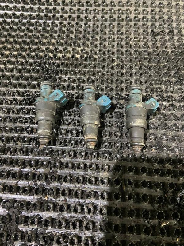 Запчасть форсунка топливная Volkswagen Passat 1999 3B5 ALZ 0280156065 Б/У Форсунка топливная Volkswagen Passat 1999 3B5 ALZ 0280156065 Б/У