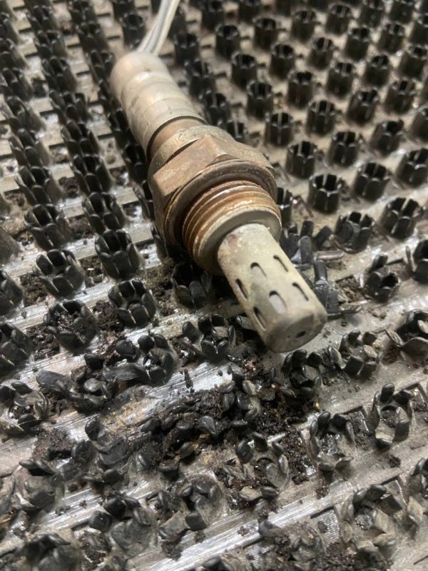 Датчик кислородный Cherokee 2011 K1 EKG Датчик кислородный Cherokee 2011 K1 EKG