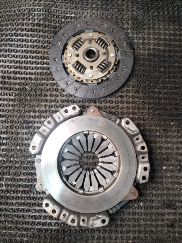 Корзина сцепления Demio 1999 DW3W B3E