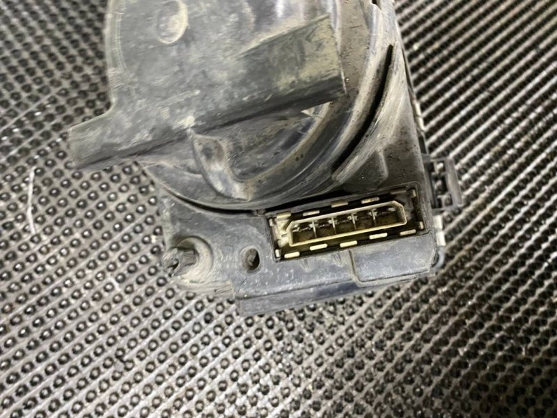 Фара галогеновая передняя левая Scorpio 1995 GAE NRA