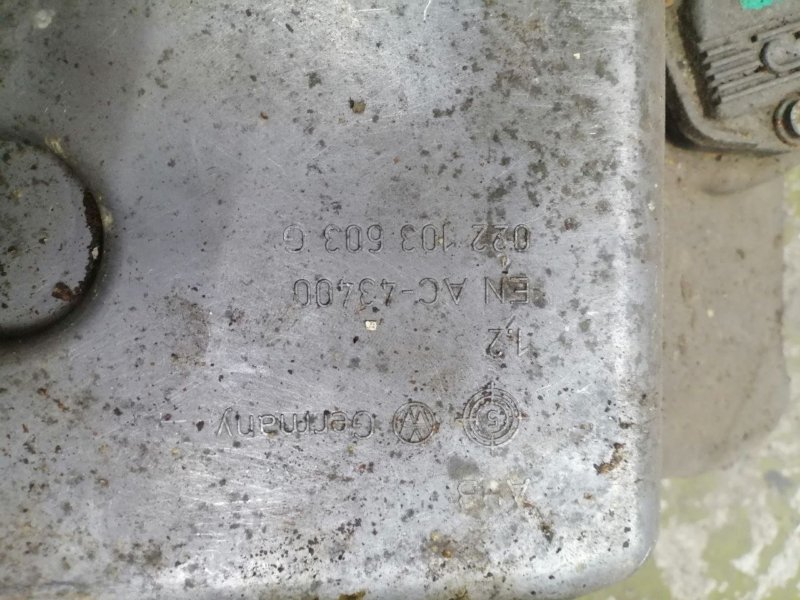 Поддон двигателя Cayenne 2003 955 M02.2Y Поддон двигателя Cayenne 2003 955 M02.2Y