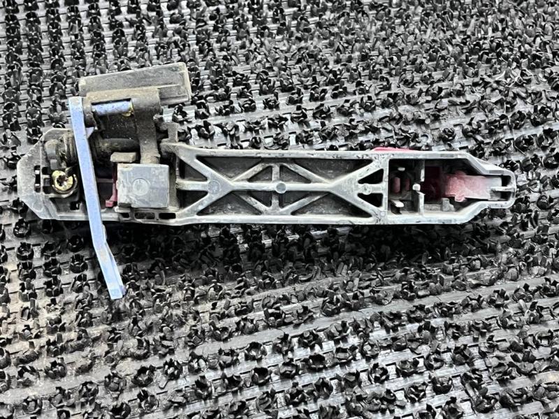 Ручка двери внешняя задняя левая Toyota Corolla ZZE121 3ZZ-FE