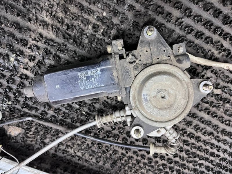 Стеклоподъемный механизм задний правый Toyota Caldina CT190 2C