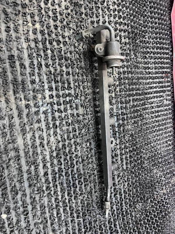 Топливная рейка Daewoo Nexia N150 A15SMS Топливная рейка Daewoo Nexia N150 A15SMS