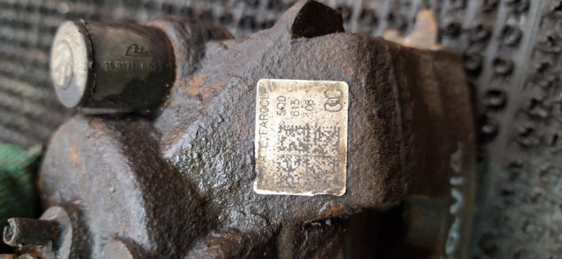 Суппорт тормозной передний правый Octavia 2015 5E5 CWVA