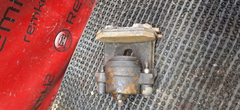 Суппорт тормозной передний правый Octavia 2015 5E5 CWVA