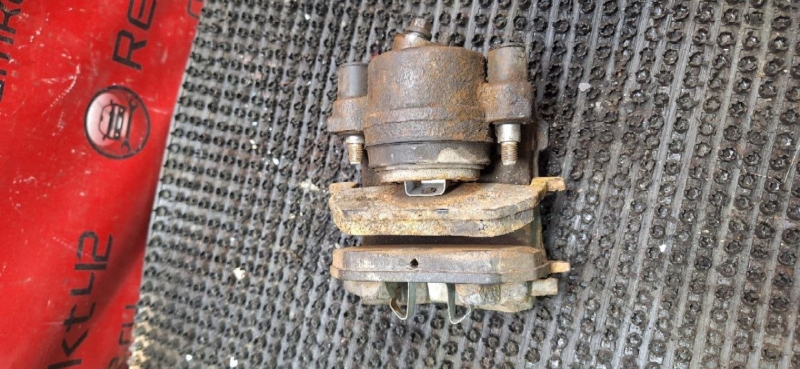 Суппорт тормозной передний левый Octavia 2015 5E5 CWVA