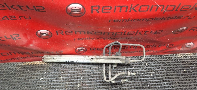 Топливная рейка Лада 2114 2004 2114 ВАЗ 2111 21111144010 Б/У