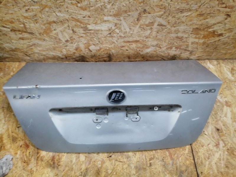 Крышка багажника Solano 2012 620 LF481Q3