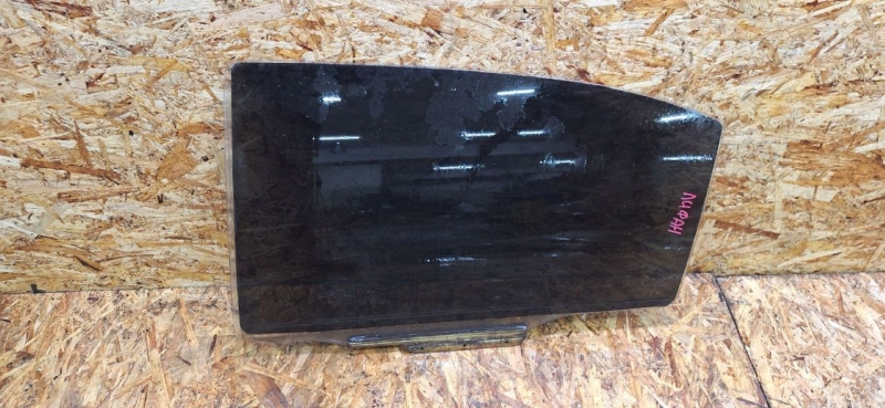 Запчасть стекло двери заднее левое Lifan Solano 2012 620 LF481Q3 B6203100 Б/У Стекло двери заднее левое Lifan Solano 2012 620 LF481Q3 B6203100 Б/У