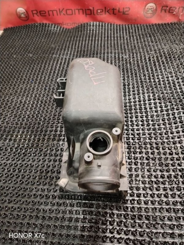 Корпус воздушного фильтра Probox 2004 NCP51V 1NZ-FE Корпус воздушного фильтра Probox 2004 NCP51V 1NZ-FE