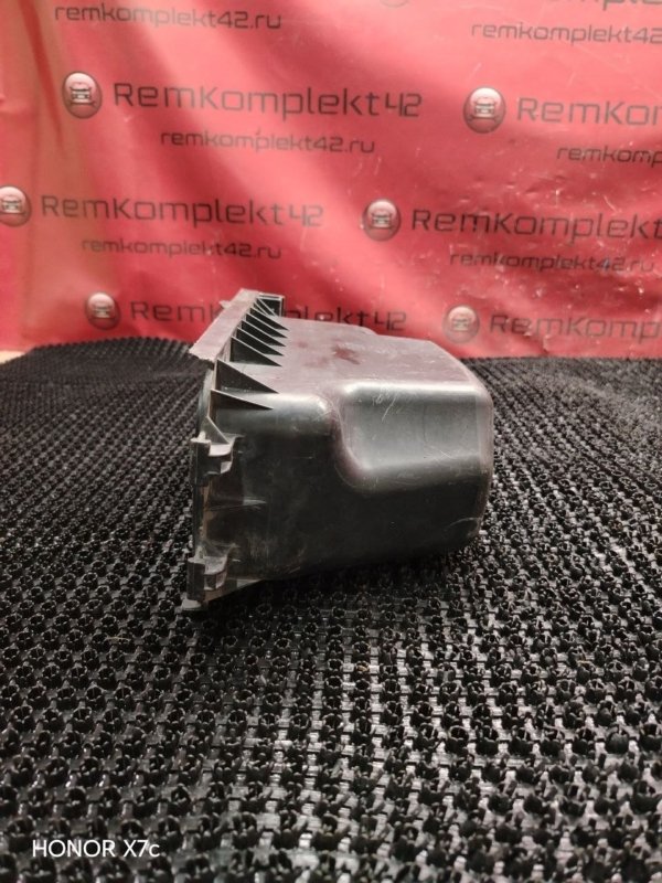 Корпус воздушного фильтра Probox 2004 NCP51V 1NZ-FE Корпус воздушного фильтра Probox 2004 NCP51V 1NZ-FE