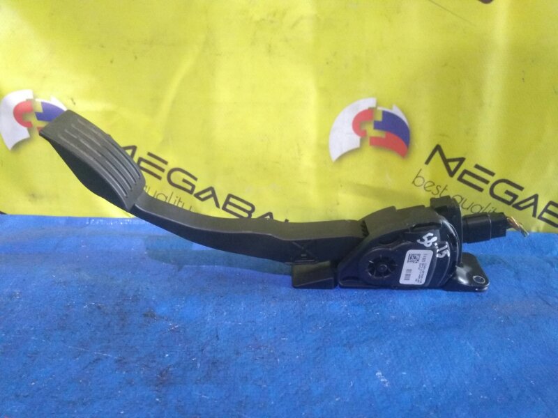 Педаль подачи топлива Ford Kuga CBS 2011 (б/у)