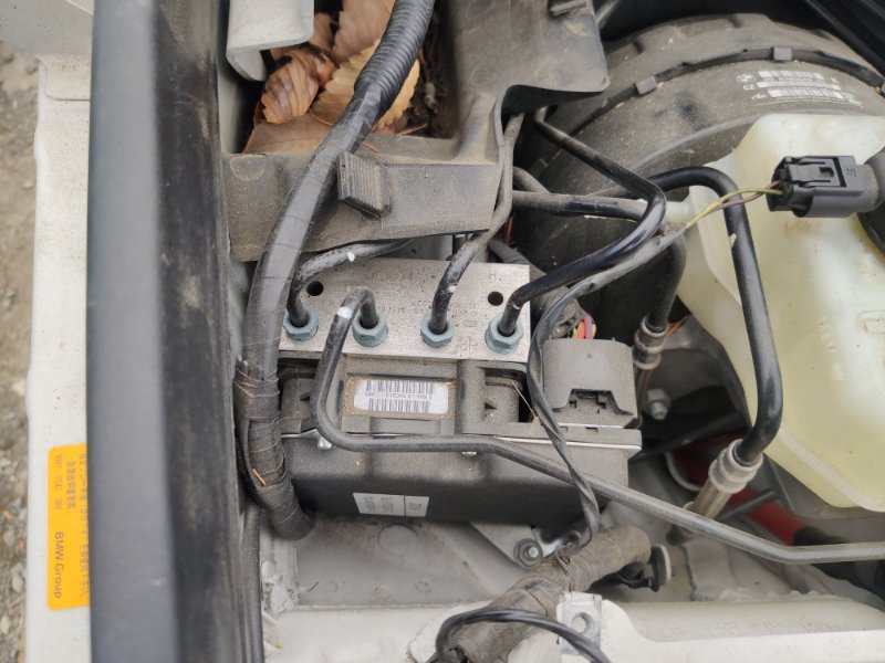 Блок abs Bmw X1 E84 (б/у) Блок abs Bmw X1 E84 (б/у)