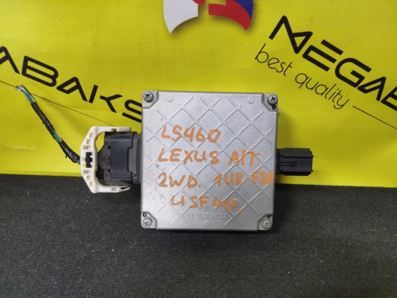 Блок управления рулевой рейкой Lexus Ls460 USF40 1UR-FSE (б/у)