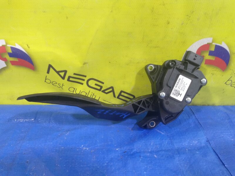 Педаль подачи топлива Nissan X-Trail HNT32 MR20DD (б/у)