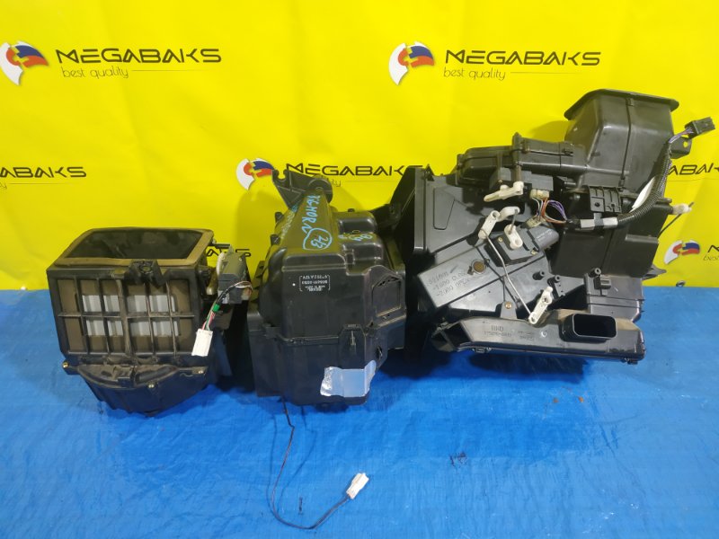 Печка Isuzu Bighorn UBS73 (б/у) Печка Isuzu Bighorn UBS73 (б/у)