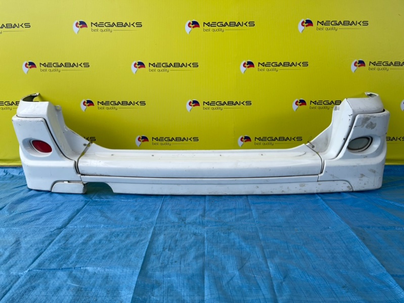 Бампер Toyota Funcargo NCP20 задний +ГУБА (б/у)