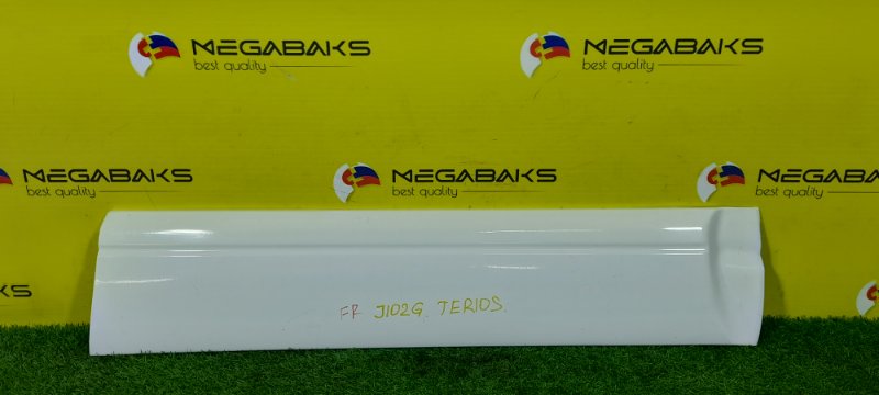 Накладка на дверь Daihatsu Terios J100G передняя правая (б/у)