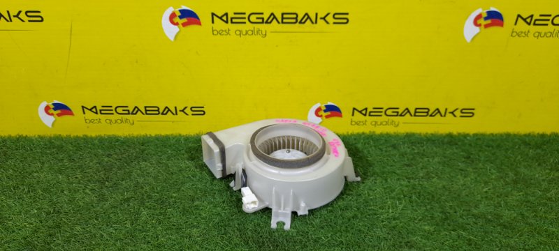 Мотор охлаждения батареи Mazda Axela BYEFP 2014 (б/у)