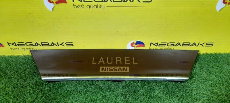 Стоп вставка Nissan Laurel HC33 задний (б/у)